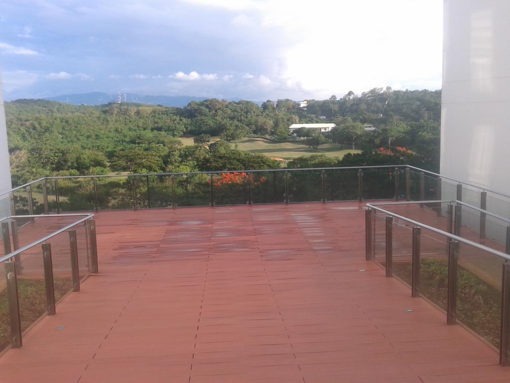 Exclusive And Pools Oceanway Residences Yapak
